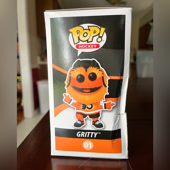Funko POP! Hockey Mascot Gritty, Philadelphia Flyers - Picture 5 of 7